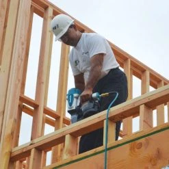 Makita AN902 - 3-1/2" Framing Coil Nailer/7.7 Lbs. -Mi-T-M store 002f2a3b ec30 44c2 9628 dce4dce8aa25 an902 a 1500px