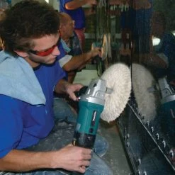 Makita 9227C - 7" Polisher - Delivers 600-3,000 RPM -Mi-T-M store 5 36