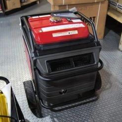 Honda EU7000iS 7000 Watt Electric Fuel Injected Generator -Mi-T-M store dsc00408 2