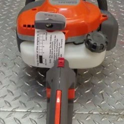 Husqvarna 122HD60 Hedge Trimmer 23" Double Sided 21.7cc Engine -Mi-T-M store dsc05722 2